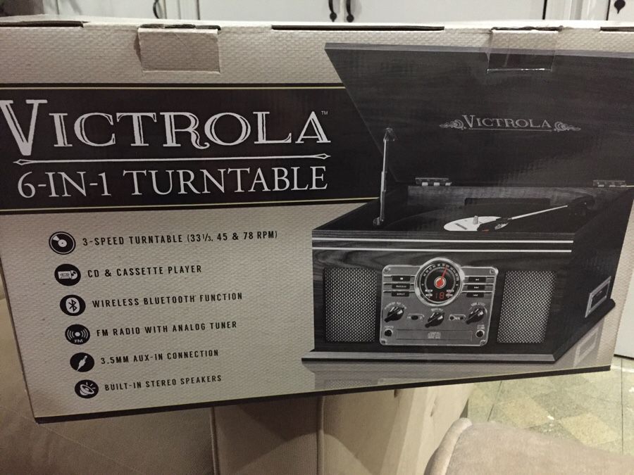 VICTROLA 6-IN-1 TurnTable And Brand New Audiophile