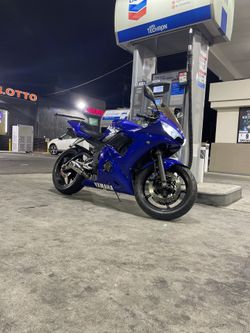 04 Yamaha R6 