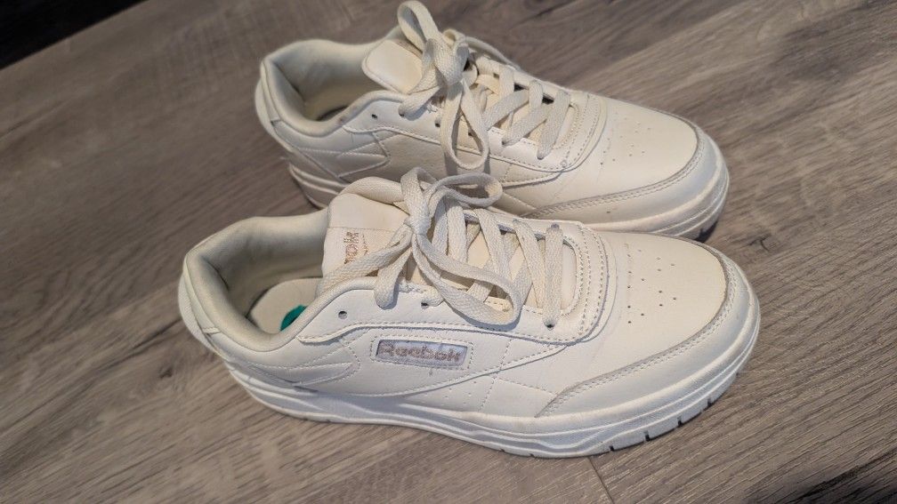 Reebok Women's Shoes Size 8