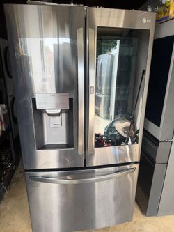 LG THINQ BLACK STAINLESS INSTALL DOOR IN DOOR FRENCH DOOR REFRIGERATOR WITH ICE PLUS