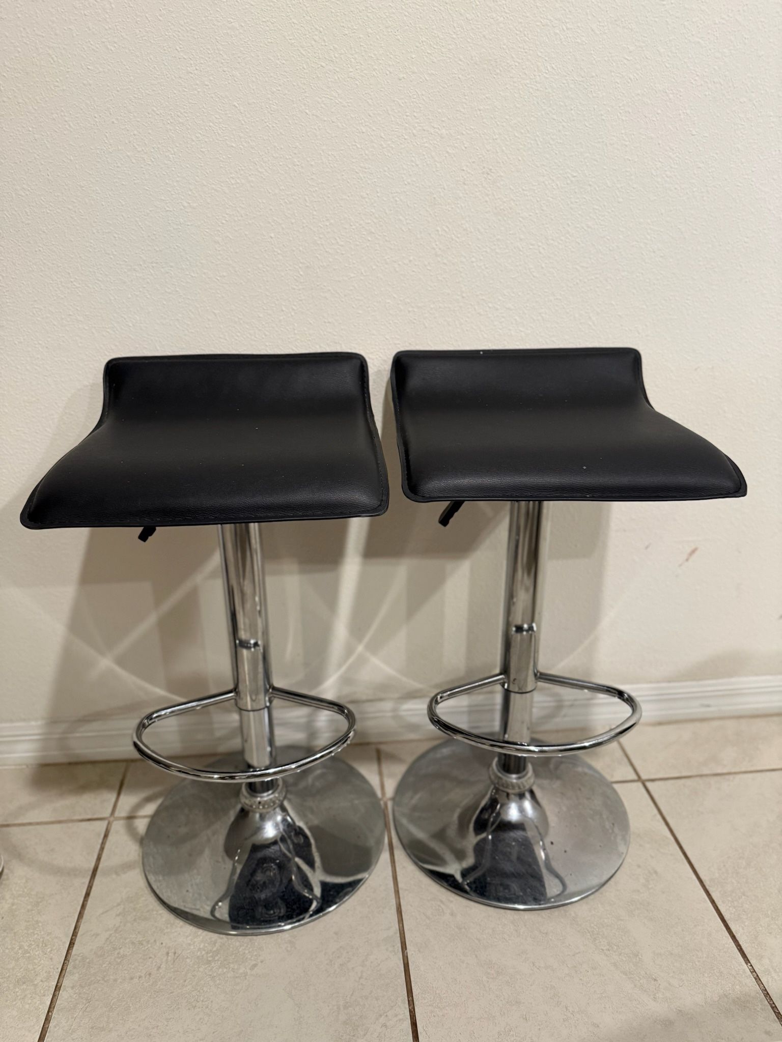 Set Of 2 Bar Stools