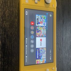 Yellow Nintendo Switch Lite 