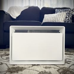 July 6,000 BTU Smart AC – Like New!