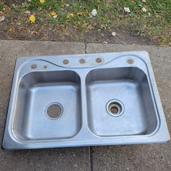 5HOLE STAINLESS STEEL SINK 