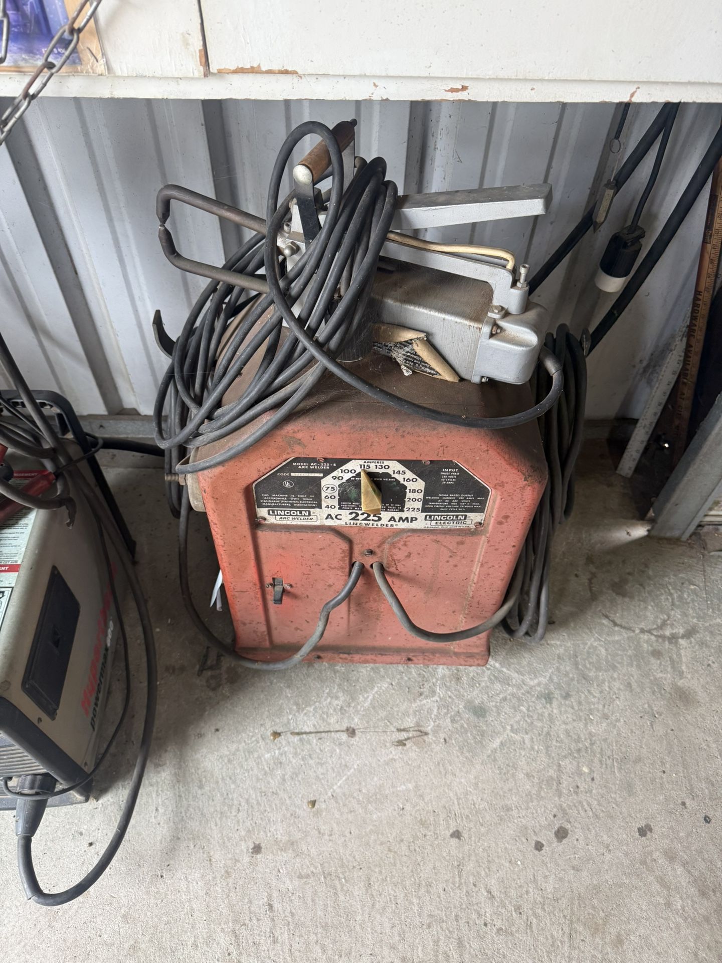 Lincoln Arc Welder 225 Amp