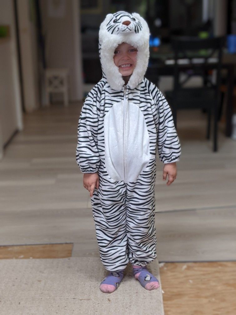 3T/4T White Tiger Costume