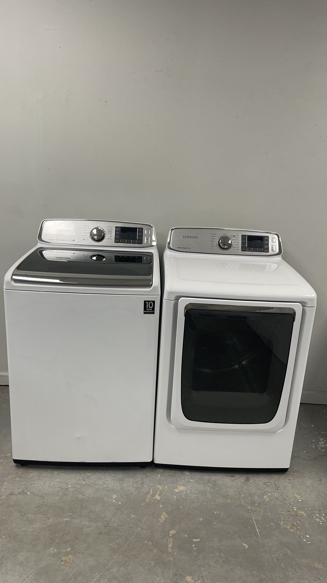 Washer & Dryer Extra Large Capacity. Both Works Perfectly. Like New Condition
