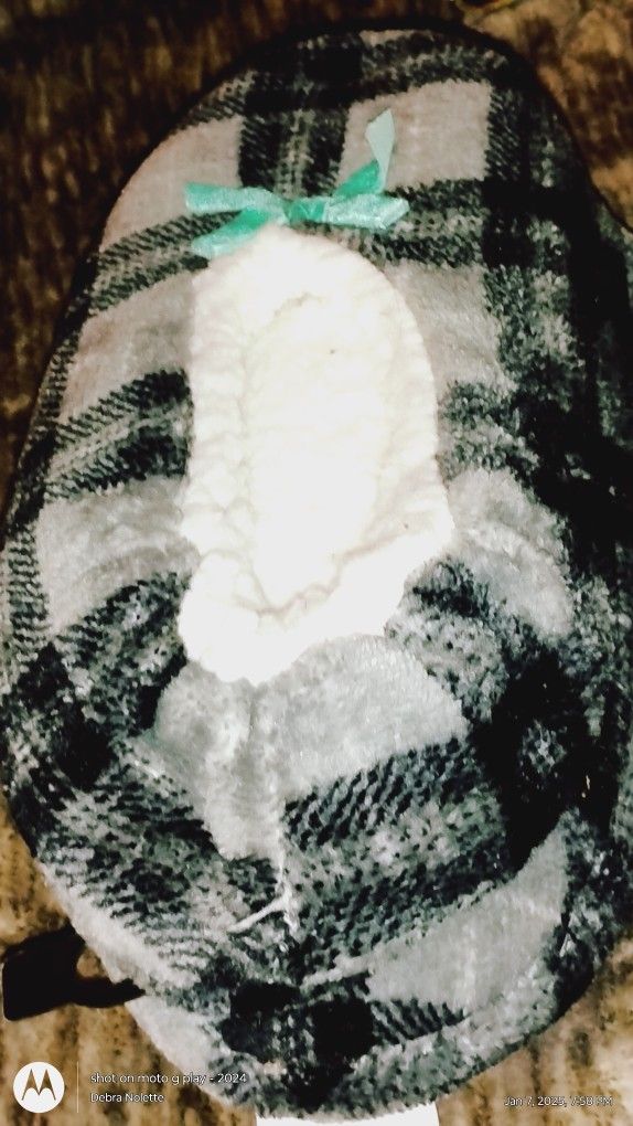 Fuzzy Baba Slipppers