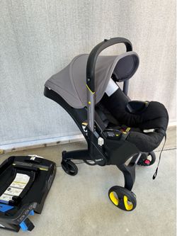 Doona stroller / car seat