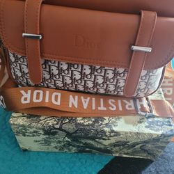 Hermosa Cartera 
