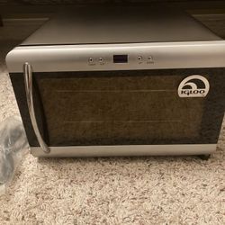 Igloo 8 Bottle Wine Cooler - Mint Like New!