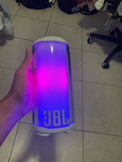 *SEND OFFERS* JBL Pulse 5 Portable Bluetooth Speaker - White