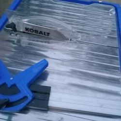 Kobalt 10" 5 Amp Wet Tile Saw
