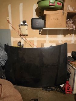 Chevy Avalanche Hood