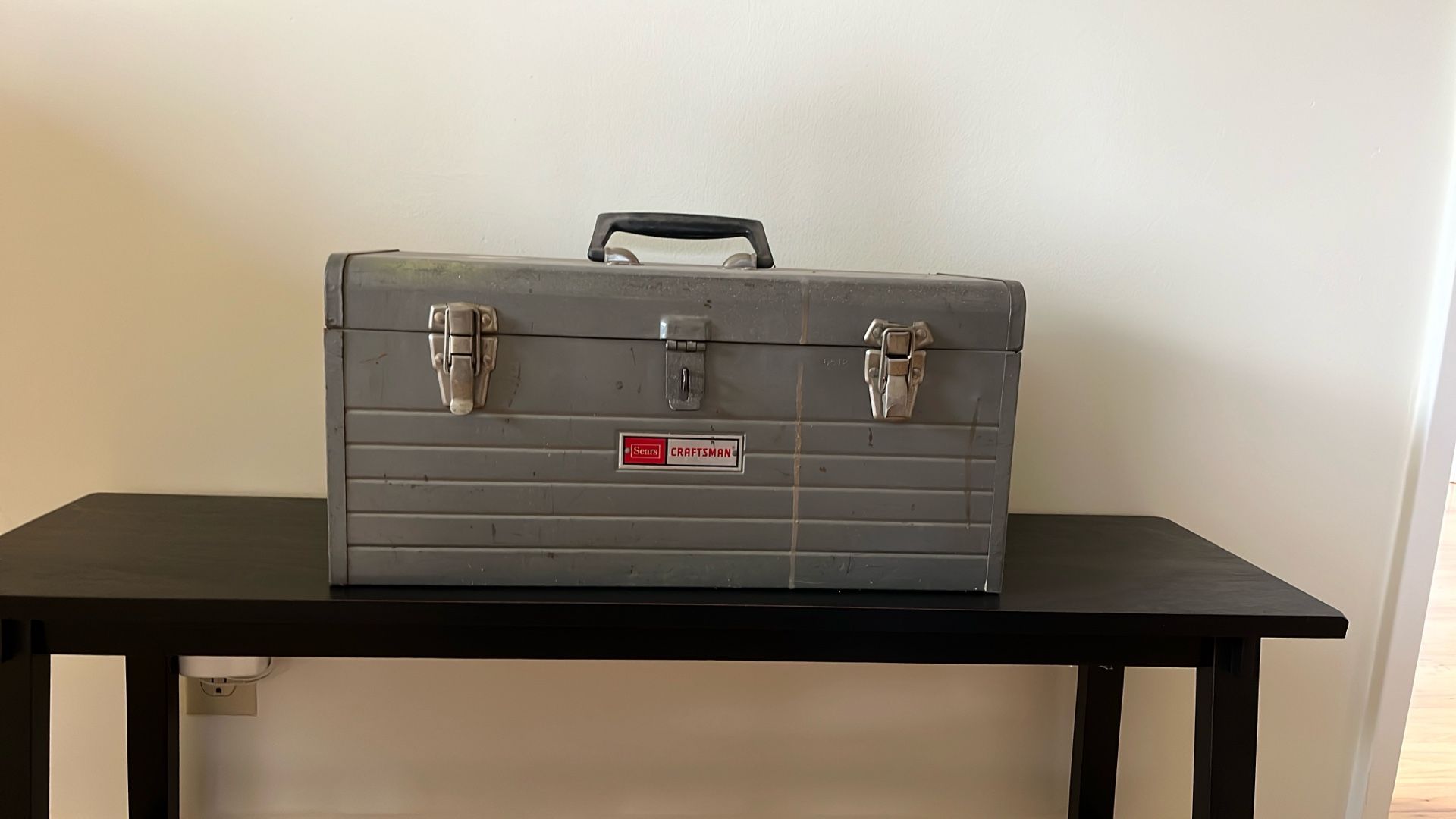 Retro Sears Craftsman Lockable Metal Toolbox With Tray