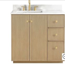 Oza 36" Free Standing Single Basin Vanity Set with Cabinet and Quartz Vanity Top