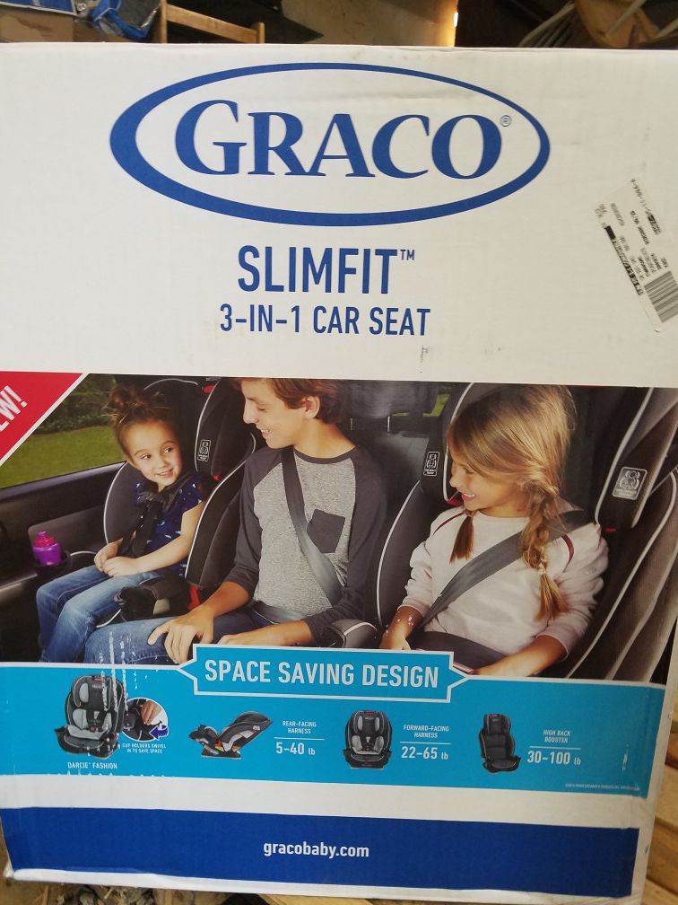New Graco 3 in 1 car seat