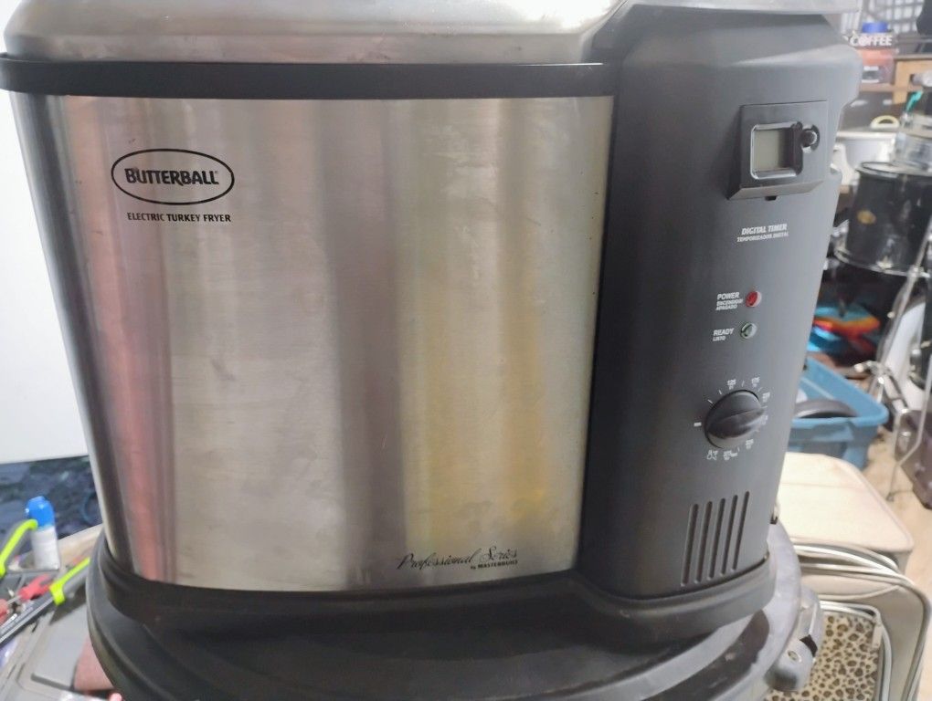 Freidora de pavo eléctrica Butter Ball, funciona muy bien y está en buenas condiciones. 