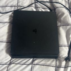 Ps4 With Controller And Headset 