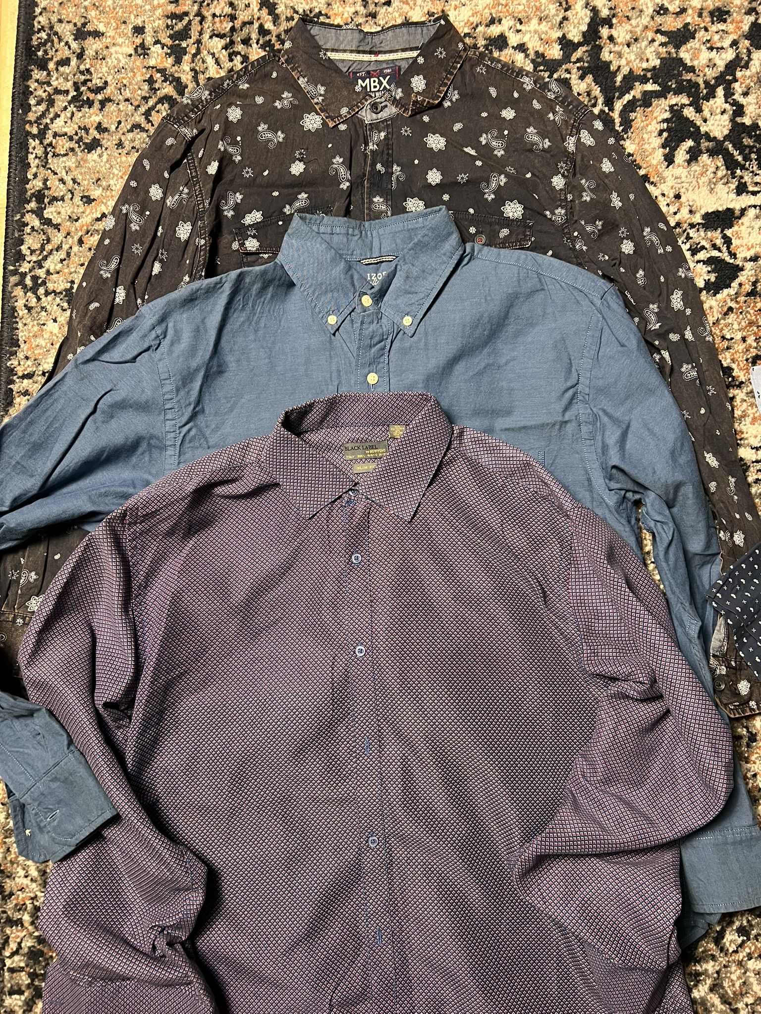 7 Button Up Shirts Men’s Medium