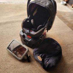 Car Seat With Cover And Mirror