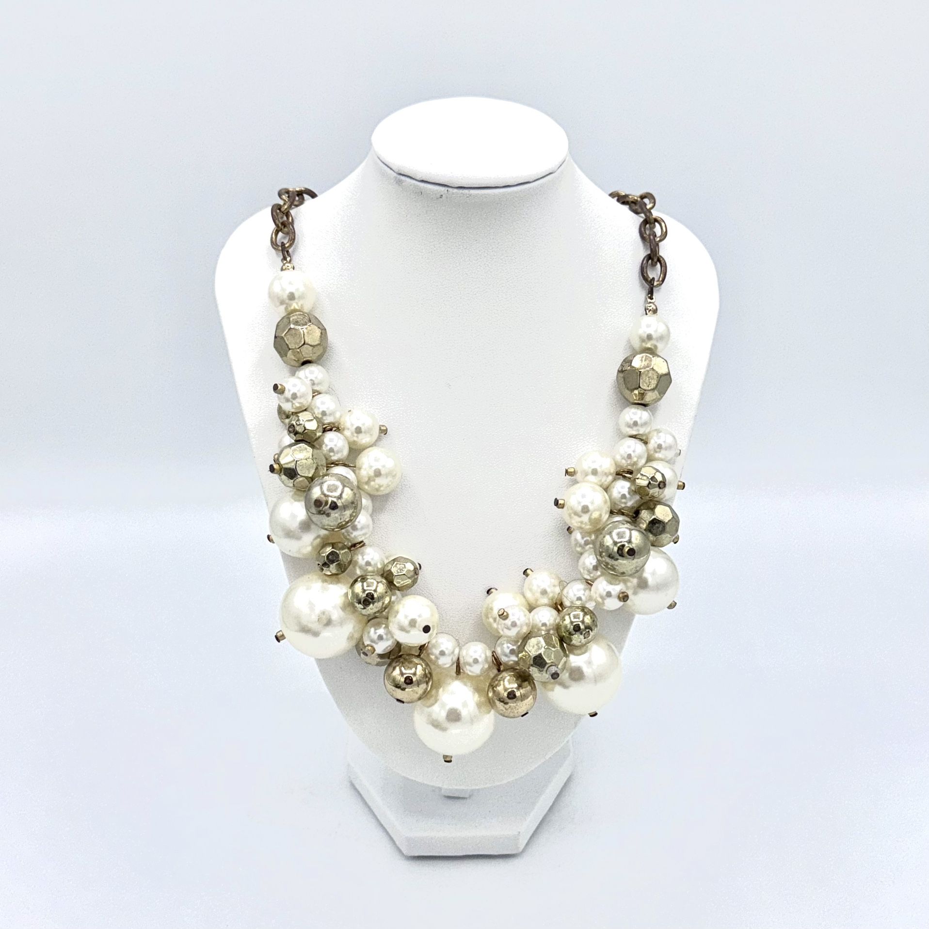 Vintage Bubbly Pearls & Gold-tone Beads Cluster Choker Necklace 