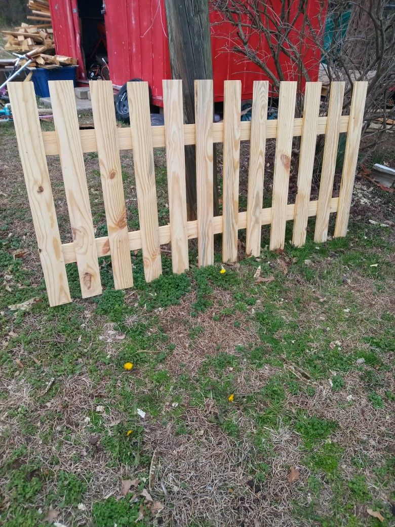 Picket Fencing