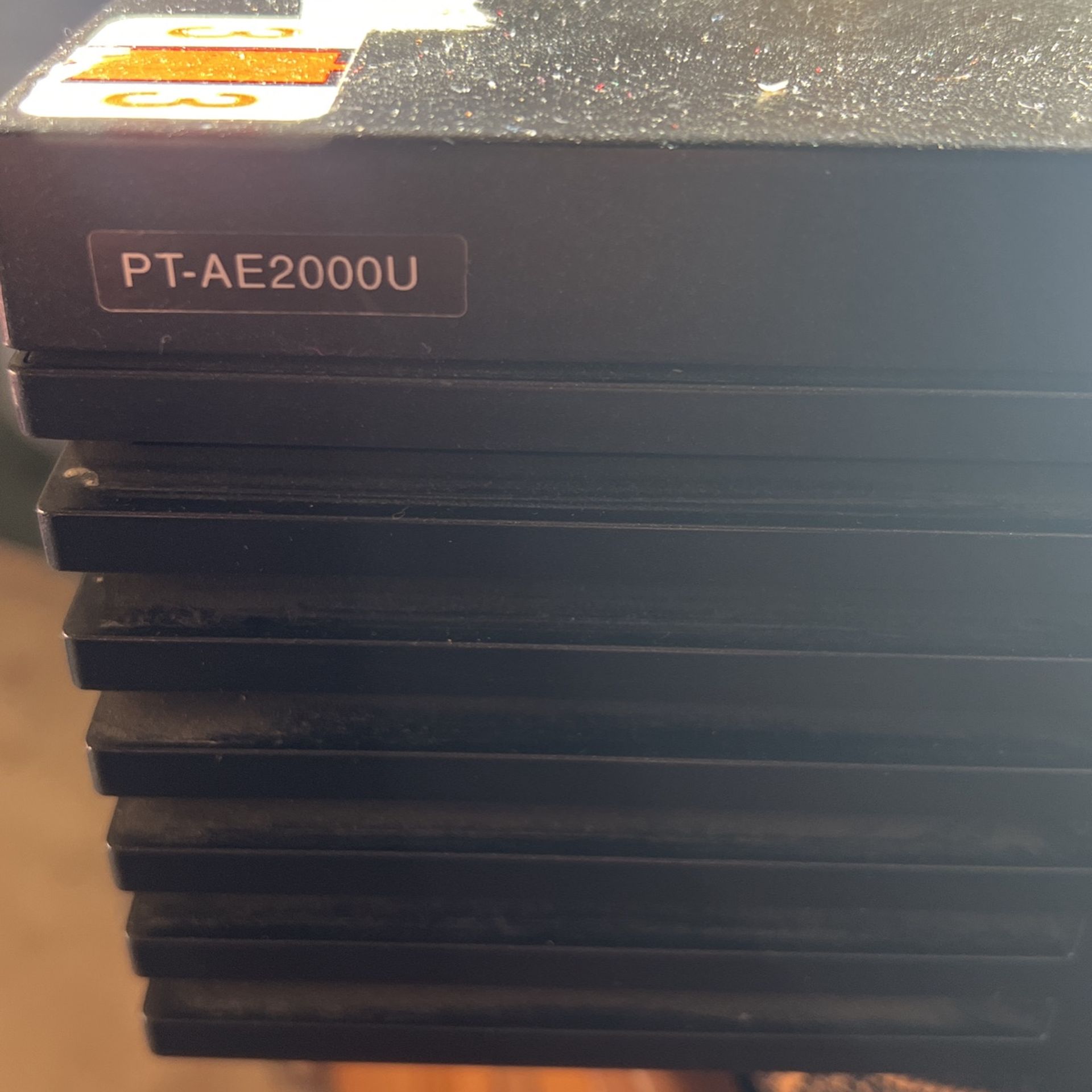 Panasonic PT -AE-2000U  Projector 