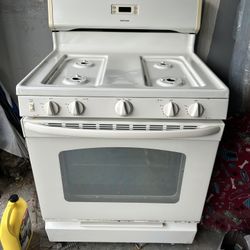 Hot Point Gas Stove