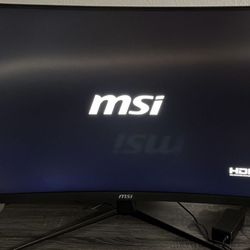 MSI G321CU 31.5in, 3840 × 2160 (4K), 144HZ, 1ms, (UHD), HDR.
