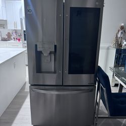 LG Refrigerator 