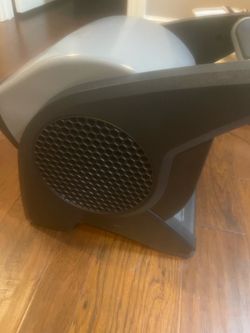 Pro-Performance Pivoting Utility Fan