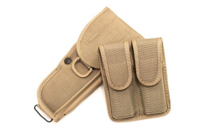UM-84 Bianchi Universal holster w/ 2 dual Mag Carriers in FDE