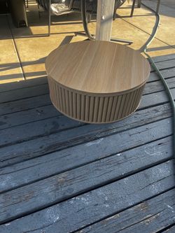 Living room round table