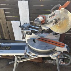 RIDGID 15 Amp Corded 12 in. Dual Bevel Miter Saw with LED + Universal Mobile Stand