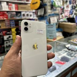 IPHONE 11. Cricket $249