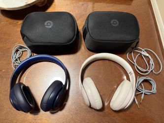 Beats Studio Pro Headphones – 2 Pairs