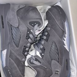 Wolf Grey Jordan 5’s (Size 7) GS