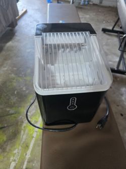 Ice maker