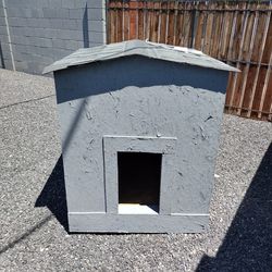 Dog House with A/C