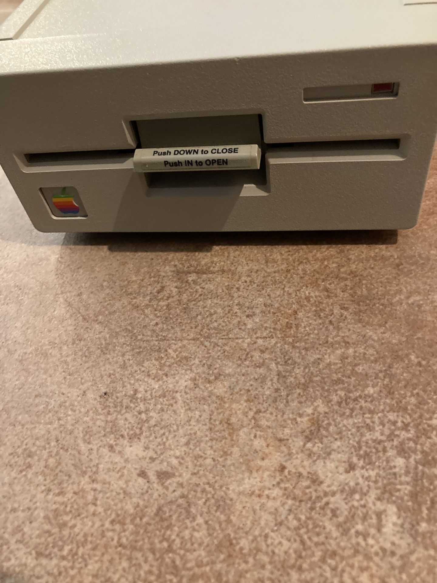 Apple 5.25 Drive Model No:A9M0107