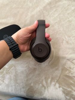 Beats Studio pros