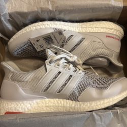 ULTRABOOST GOLF SHOES