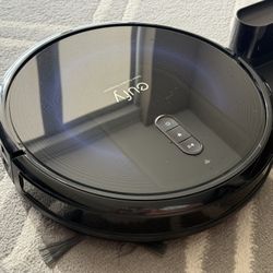 Eufy by Anker Robot Vacuum G30