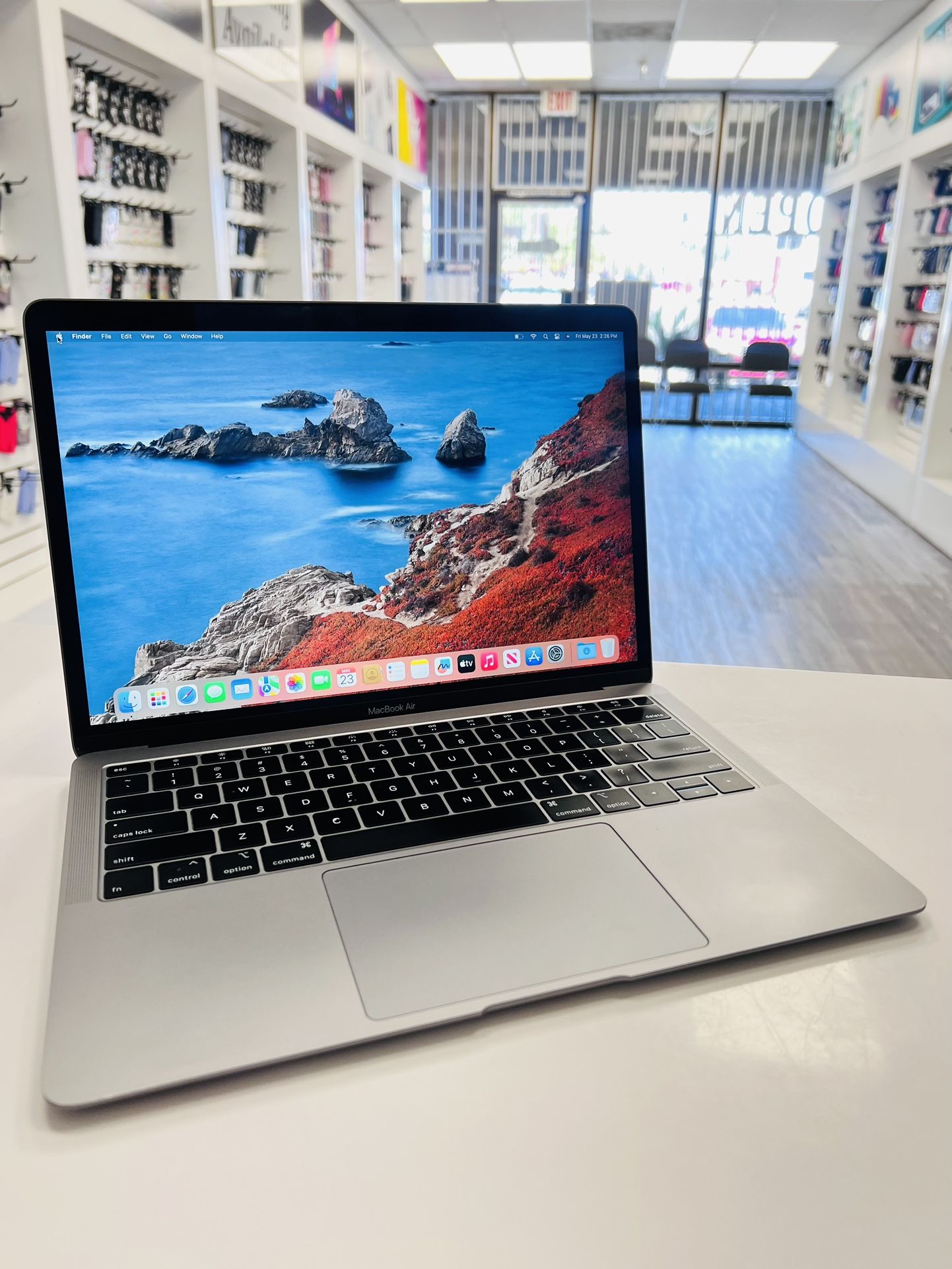 MacBook Air 2018 i5 8GB 256GB