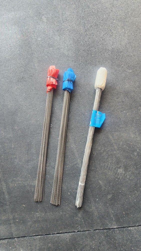 Stake Marking Flags $10 each or $25 all 3!!