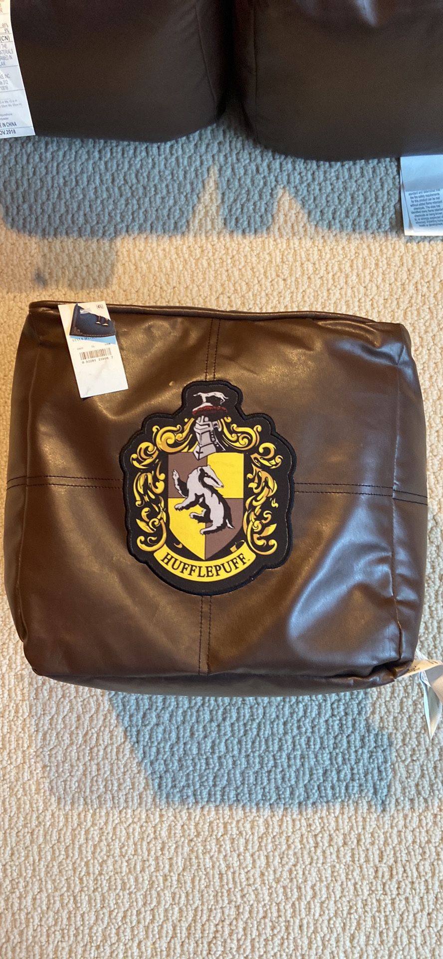 Harry Potter Crest 12” Cube Bean Bag Foot Rest Chair Seat Houses Gryffindor EUC