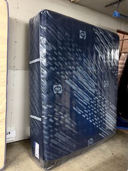 King mattress SEALY FIRM ( mattress only)