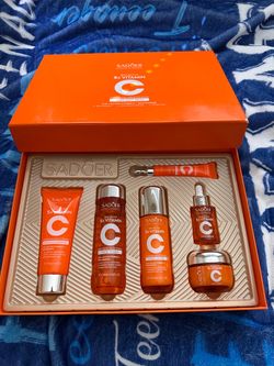 SADOER 5x Vitamin C Skincare Gift Set (6 Pcs) - NEW