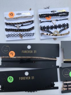 Chokers, bracelets
